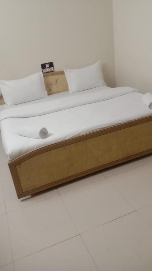 Hālol Hotel Rajdhani المظهر الخارجي الصورة